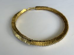 Geschwungene Gold Kette